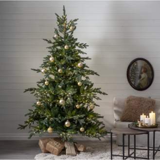 Julgran med LED Brekstad